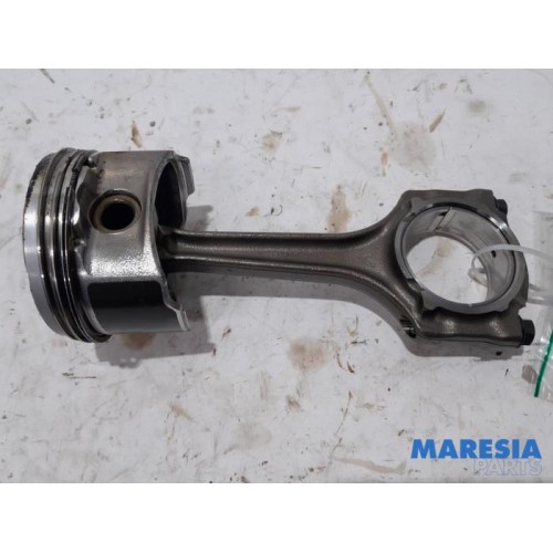 Alfa Romeo - Mito - Piston