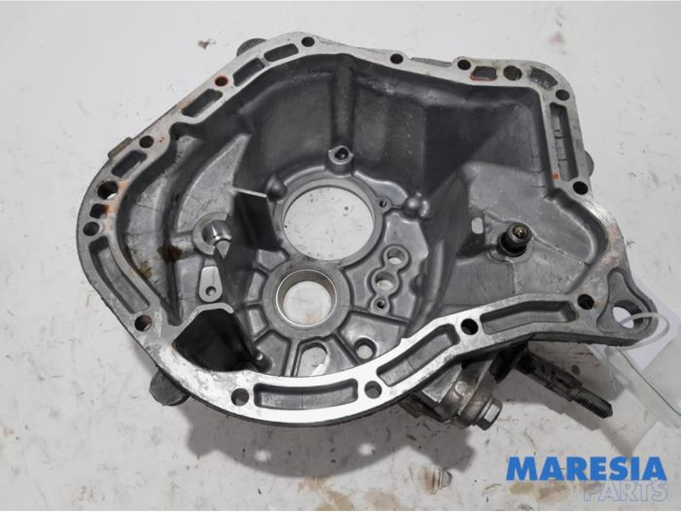 Peugeot - 5008 - Gearbox casing
