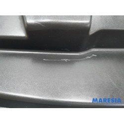 Renault - Trafic - Calandre
