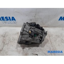 Renault - Trafic - Versnellingsbak