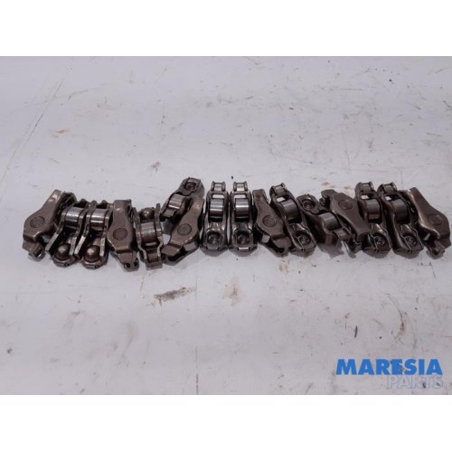 Peugeot - 508 - Rocker arm