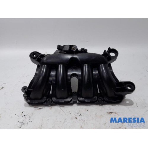 Peugeot - 508 - Intake manifold