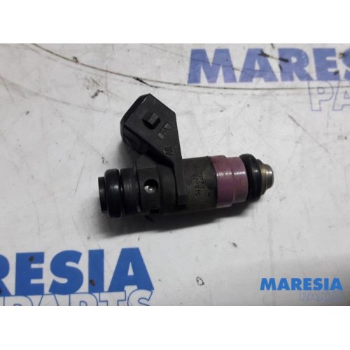 Renault - Clio - Injector (benzine injectie)