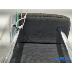 Renault - Grand Scenic - Headrest