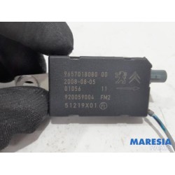Citroen - C4 Grand Picasso - Antenna Amplifier