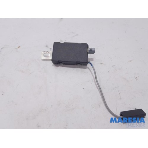 Citroen - C4 Grand Picasso - Antenna Amplifier
