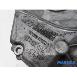 Renault - Megane - Couvercle de distribution