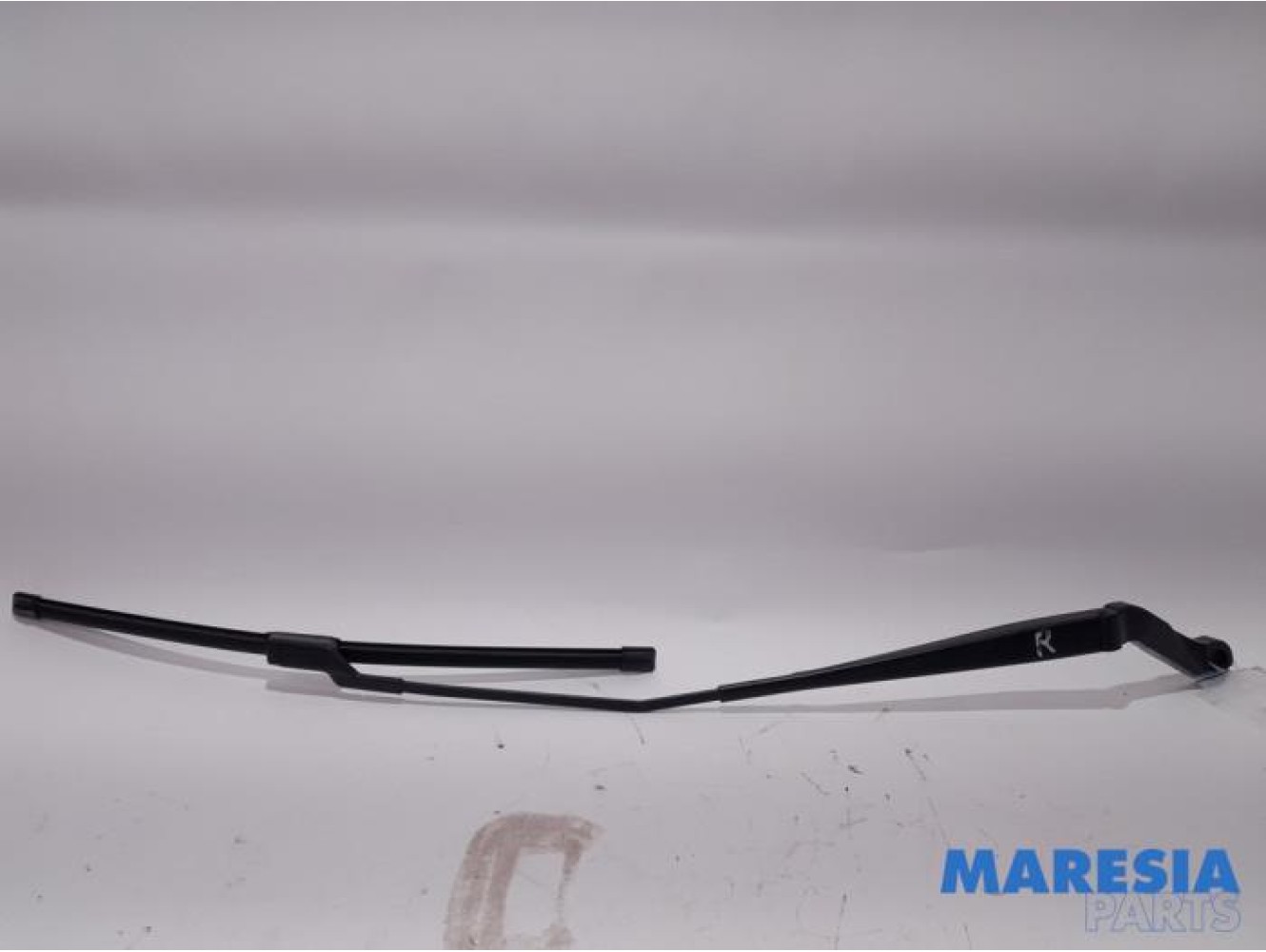 Citroen - Jumper - Bras essuie-glace avant