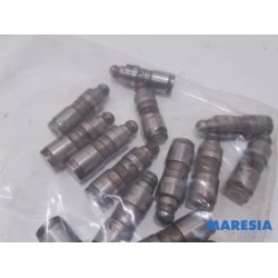 Renault - Megane - Tappet