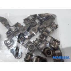 Renault - Megane - Rocker arm
