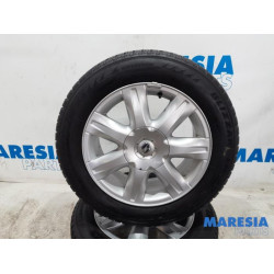 Renault - Grand Scenic - Velgen set + banden