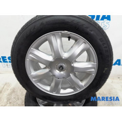 Renault - Grand Scenic - Velgen set + banden