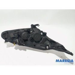 Peugeot - 208 - Koplamp links