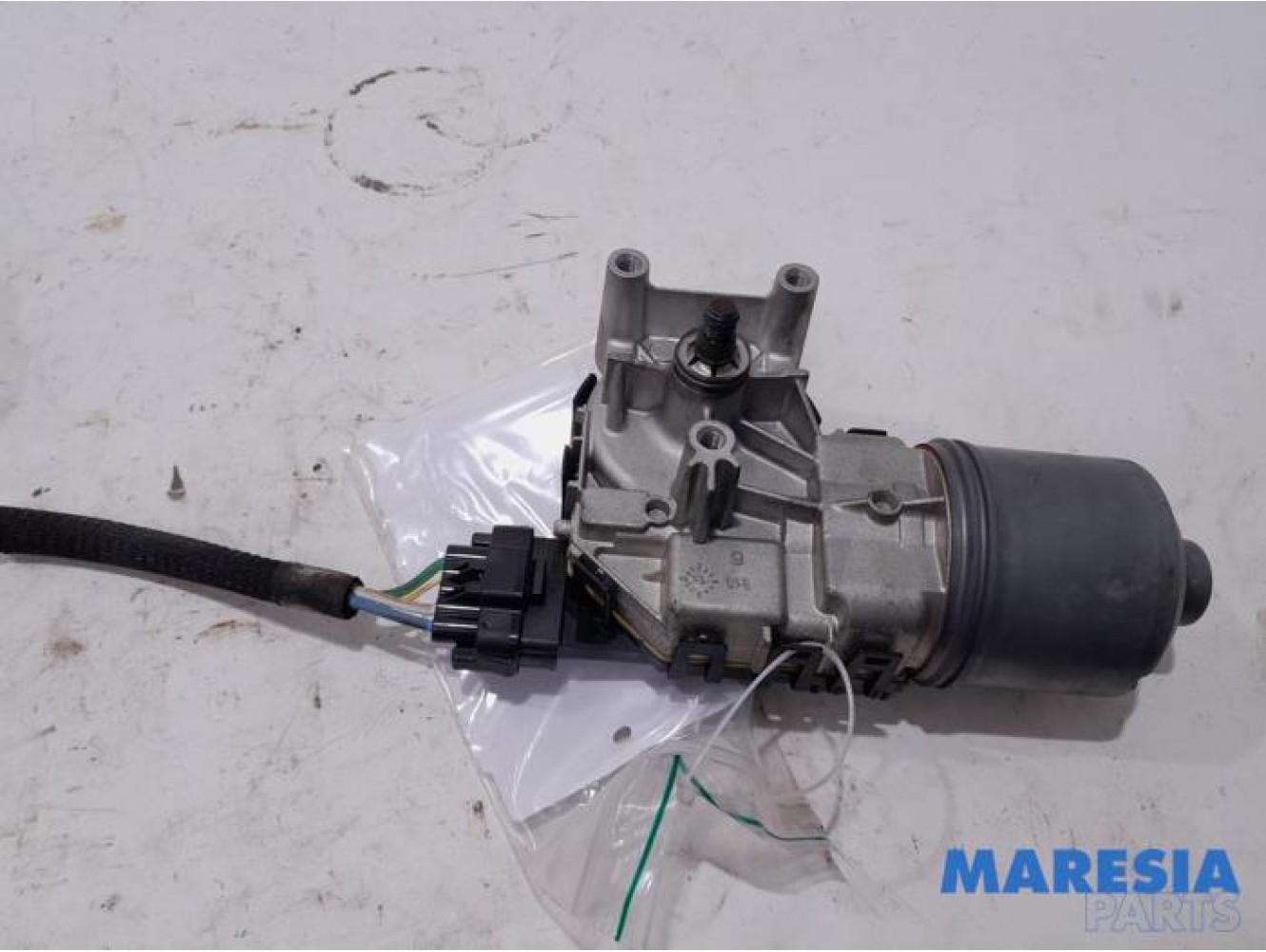 Peugeot - 2008 - Front wiper motor