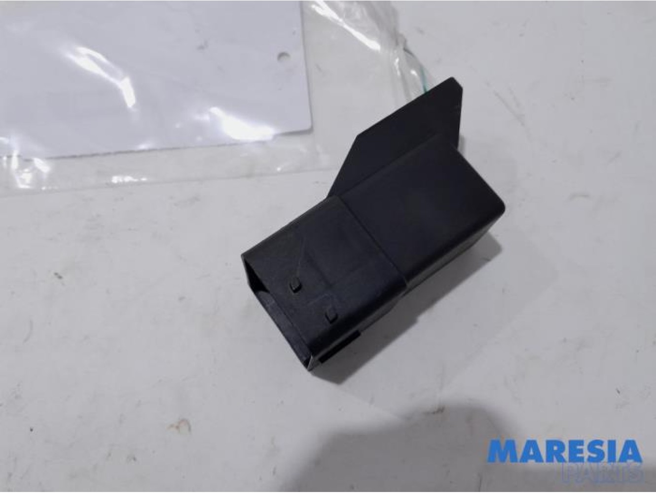 Peugeot - 2008 - Glow plug relay