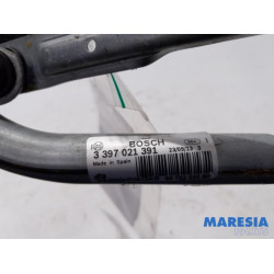 Peugeot - 2008 - Wiper mechanism