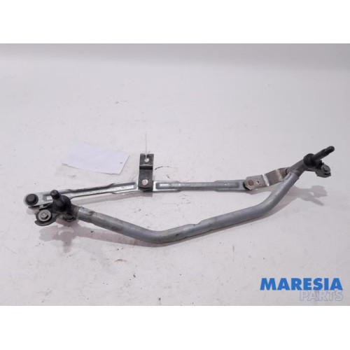 Peugeot - 2008 - Scheibenwischer Mechanik