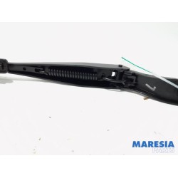 Peugeot - 2008 - Front wiper arm
