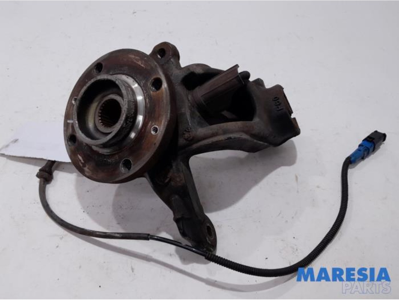 Peugeot - 2008 - Achsschenkel links vorne
