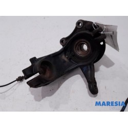 Peugeot - 2008 - Achsschenkel links vorne
