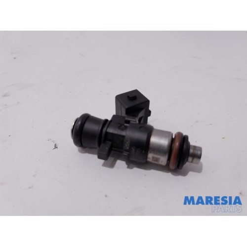 Renault - Clio - Injecteur (injection essence)