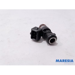 Renault - Clio - Injector (petrol injection)