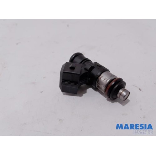 Renault - Clio - Injecteur (injection essence)