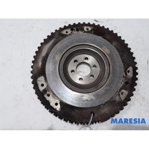 Renault - Clio - Flywheel