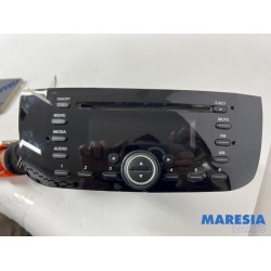Fiat - Punto - Radio CD player