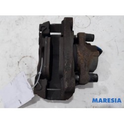 Renault - Megane - Front brake calliper, left
