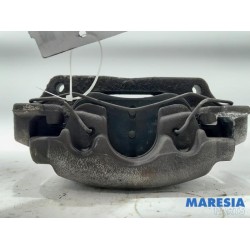 Renault - Megane - Front brake calliper, right