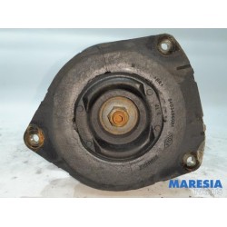 Renault - Megane - Front shock absorber rod, right