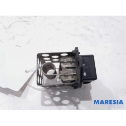 Renault - Megane - Cooling fan resistor