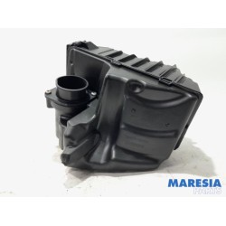 Renault - Megane - Air box