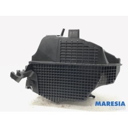 Renault - Clio - Air box