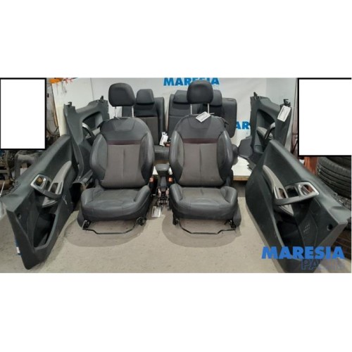 Peugeot - 208 - Set of upholstery (complete)