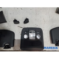 Peugeot - 208 - Revêtement plafond