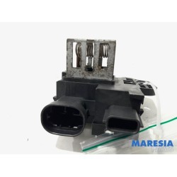 Renault - Clio - Cooling fan resistor