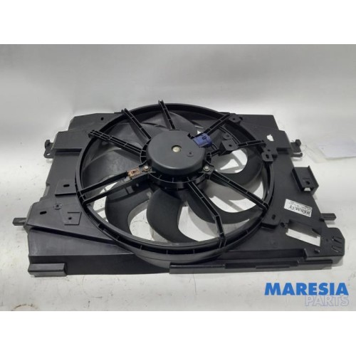 Renault - Clio - Fan motor