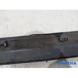 Peugeot - 208 - Zijskirt links