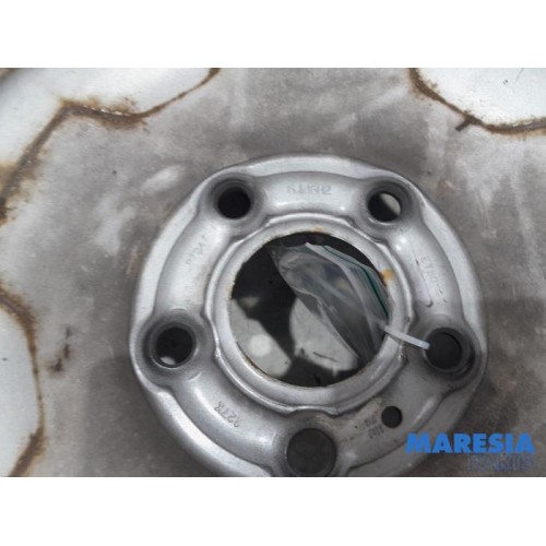 Renault - Trafic - Velg