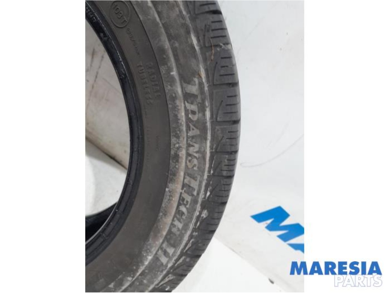 Renault - Trafic - Tyre