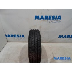 Renault - Trafic - Tyre