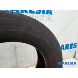 Renault - Trafic - Tyre