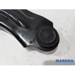 Renault - Clio - Front lower wishbone, left