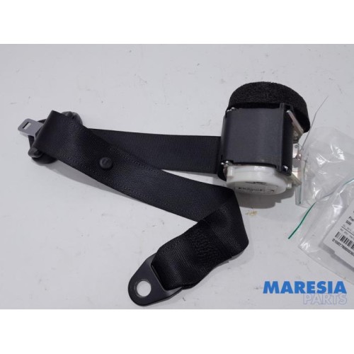 Fiat - 500 - Rear seatbelt, left