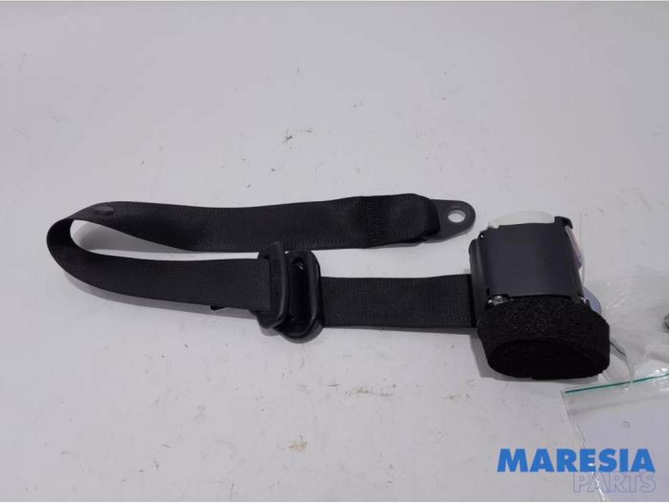 Fiat - 500 - Rear seatbelt, right