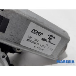 Fiat - 500 - Rear wiper motor