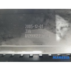 Renault - Espace - Stoel Rails links