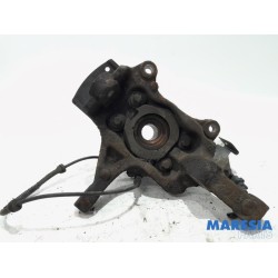 Renault - Trafic - Knuckle, front right